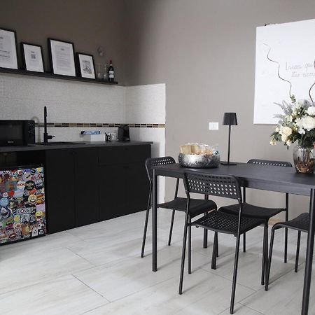 Grey Apartment Caiazzo Ngoại thất bức ảnh