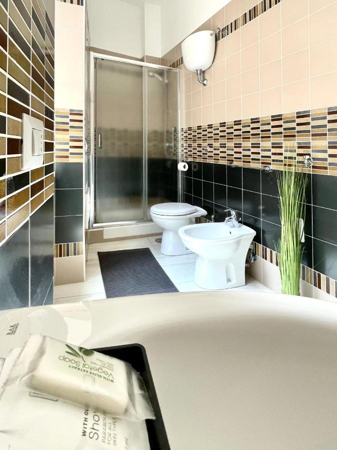 Grey Apartment Caiazzo Ngoại thất bức ảnh